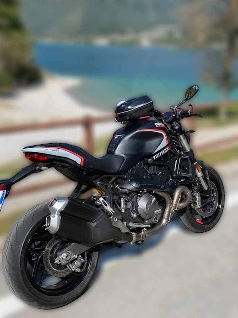 2019 Ducati Ducati Monster - 28 915 km - Fotka 1