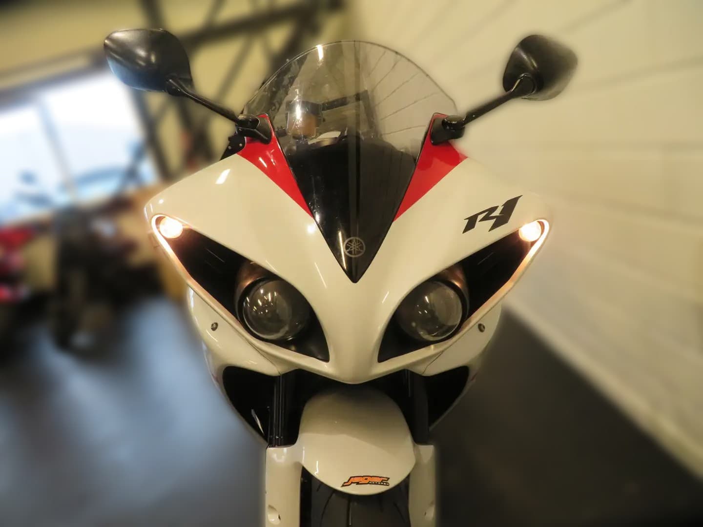 2011 Yamaha Yamaha YZF-R1 - 45 100 km - Fotka 1