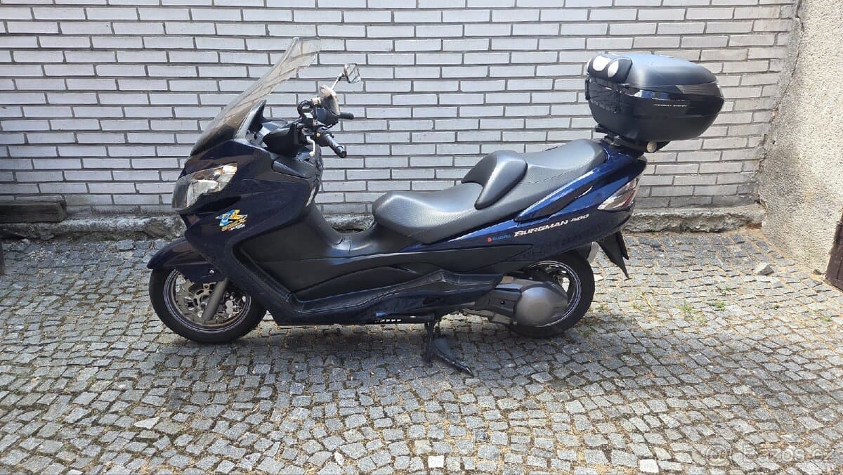 2008 Suzuki Burgman 125/200/400/650 - 36 000 km - Fotka 1