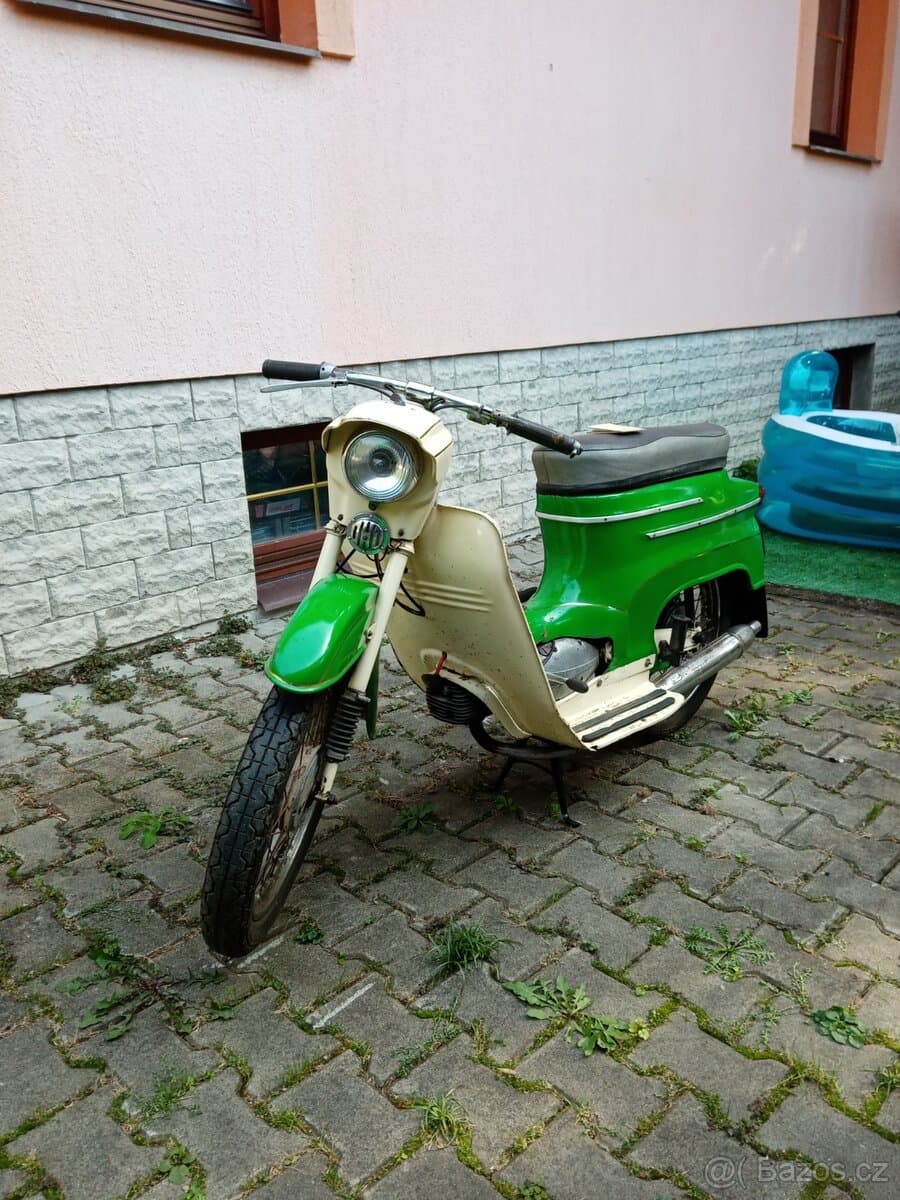 1971 Jawa JAWA 50 Pionýr - 20 km - Fotka 1