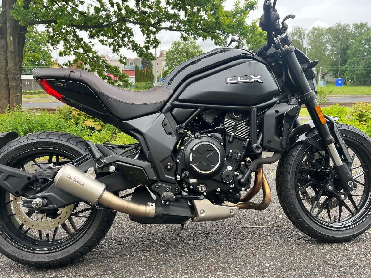 2024 CF Moto CF Moto 700 CL-X Heritage - 4 500 km - Fotka 1
