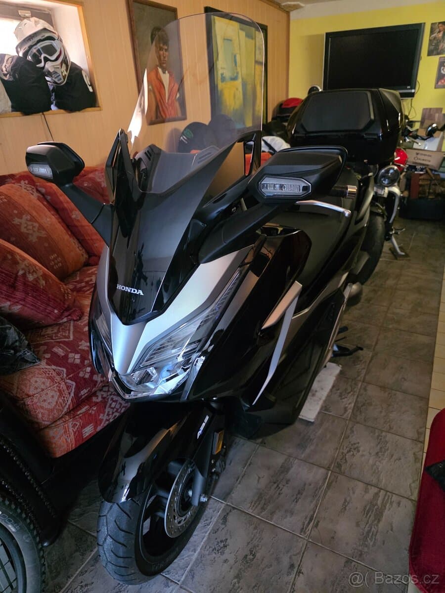 2019 Honda Honda Forza 300 - 4 200 km - Fotka 1