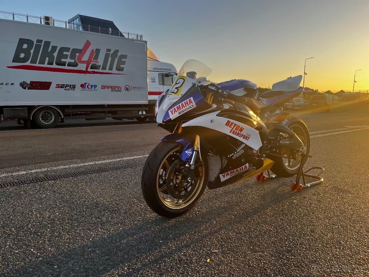 2015 Yamaha Yamaha YZF-R6 - 26 000 km - Fotka 1