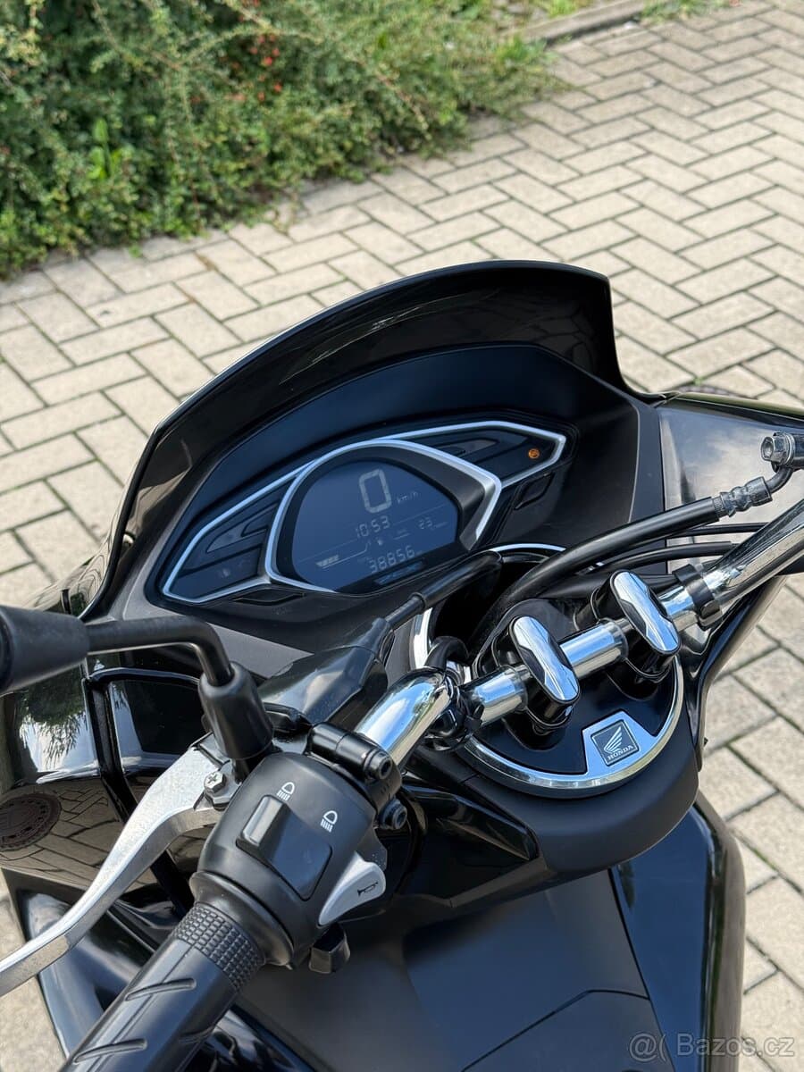 2018 Honda Honda PCX 125 - 38 887 km - Fotka 1