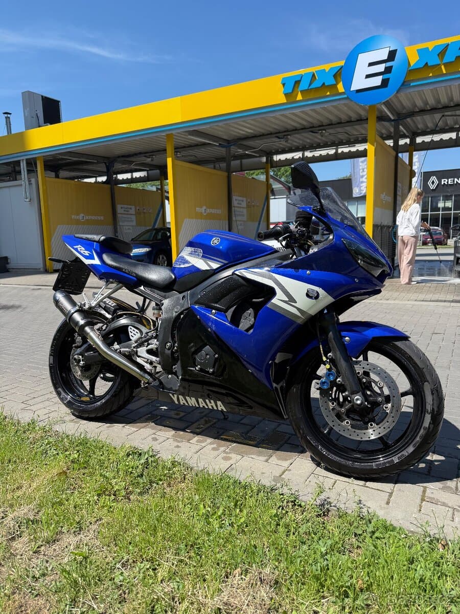 2004 Yamaha Yamaha YZF-R6 - 35 000 km - Fotka 1