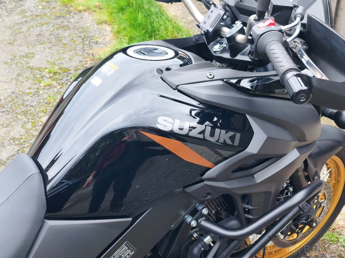 2025 Suzuki Suzuki DL 650 V-Strom - 7 000 km - Fotka 1
