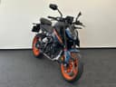 2026 KTM KTM 125 Duke - 1 km - Náhled 1