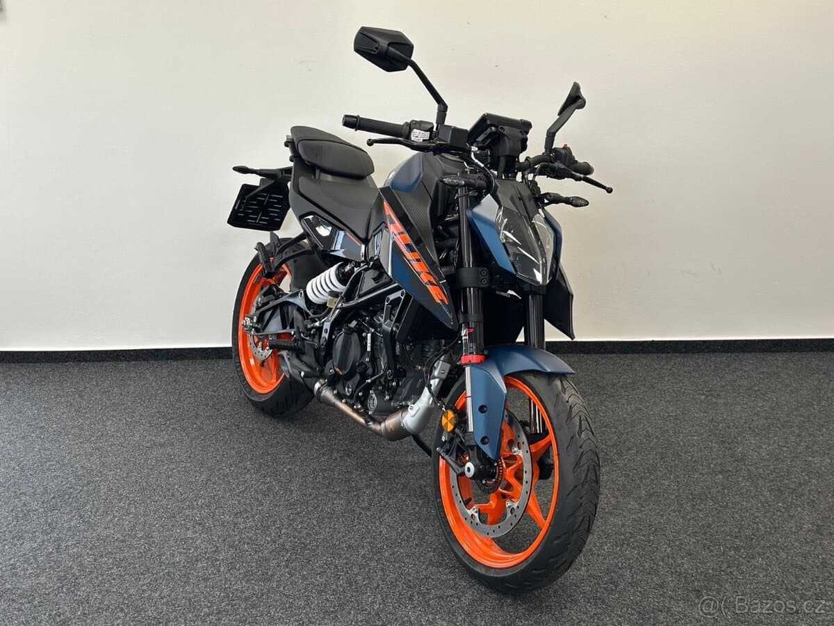 2026 KTM KTM 125 Duke - 1 km - Fotka 1