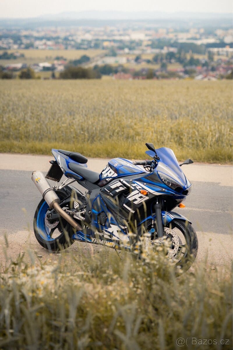 2004 Yamaha Yamaha YZF-R6 - 34 000 km - Fotka 1