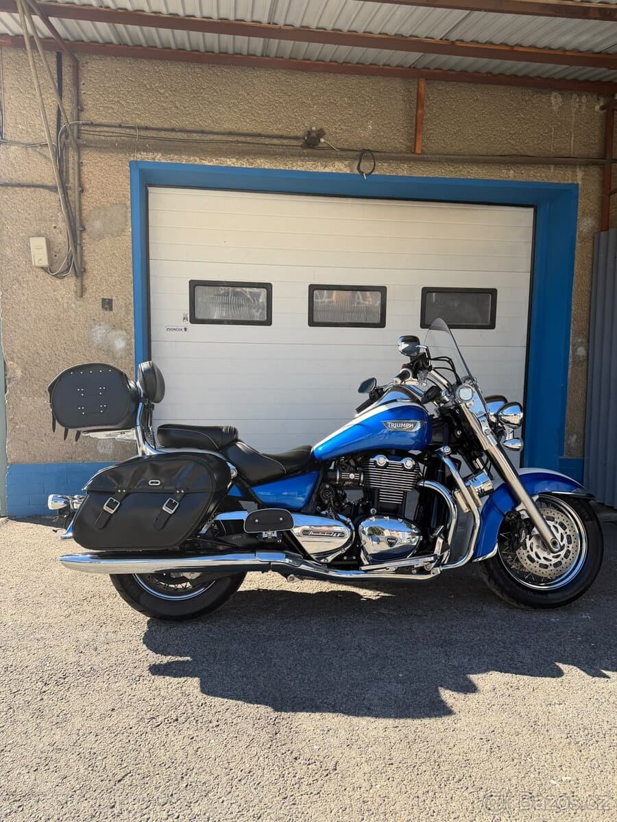 2015 Triumph Thunderbird - 35 140 km - Fotka 1