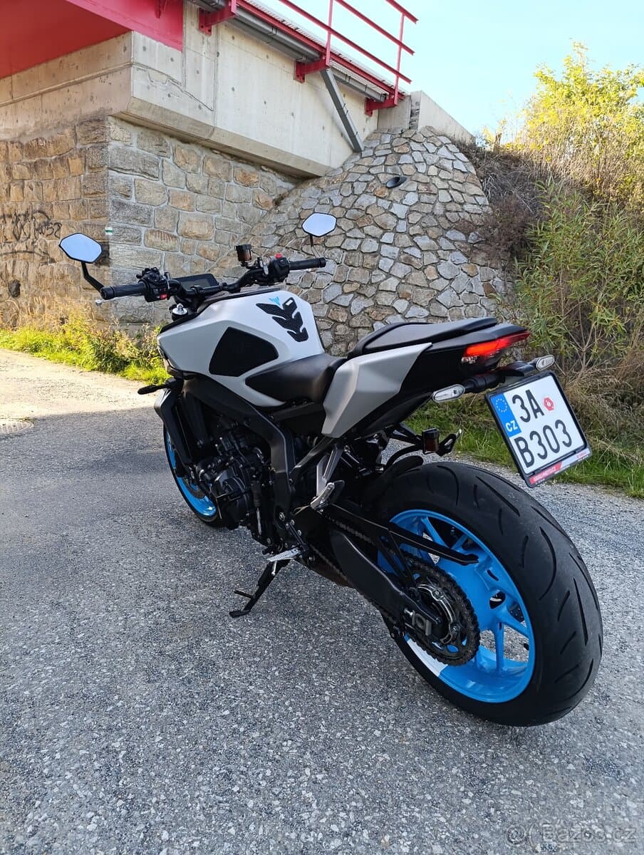 2025 Yamaha Yamaha MT-09 - 5 600 km - Fotka 1