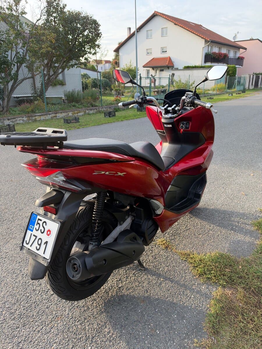 2019 Honda Honda PCX 125 - 88 500 km - Fotka 1