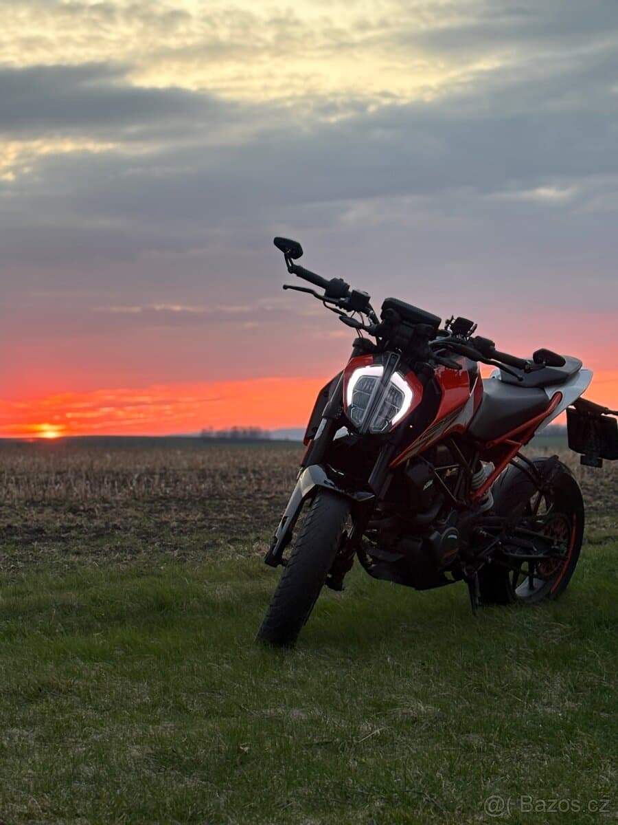 2018 KTM KTM 125 Duke - 9 500 km - Fotka 1