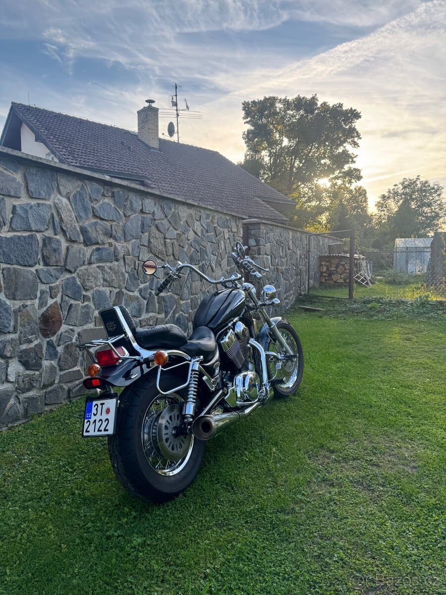2002 Suzuki Intruder - 12 000 km - Fotka 1