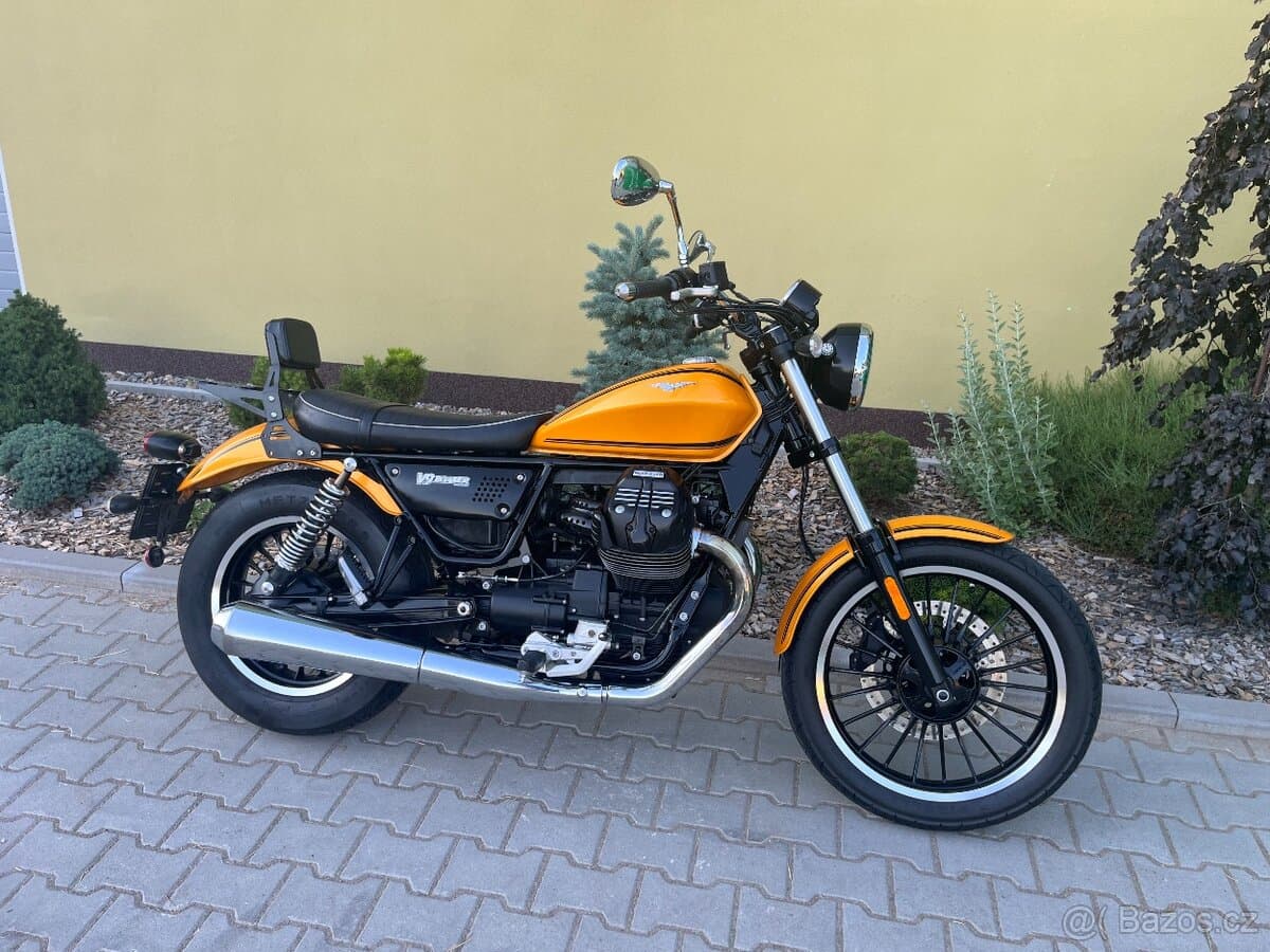2016 Moto Guzzi Moto Guzzi V9 - 24 000 km - Fotka 1
