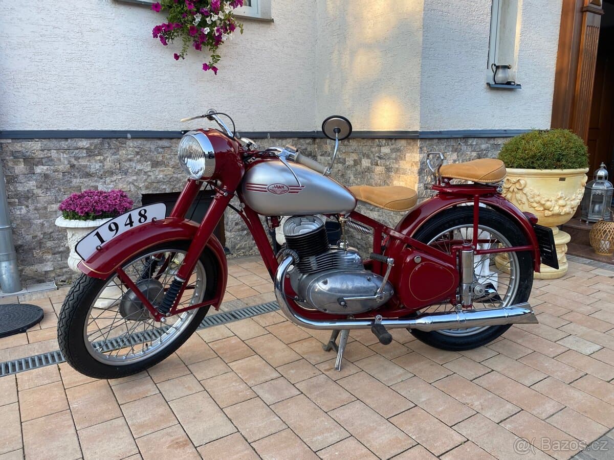 1951 Jawa JAWA 250 Pérák - 1 000 km - Fotka 1
