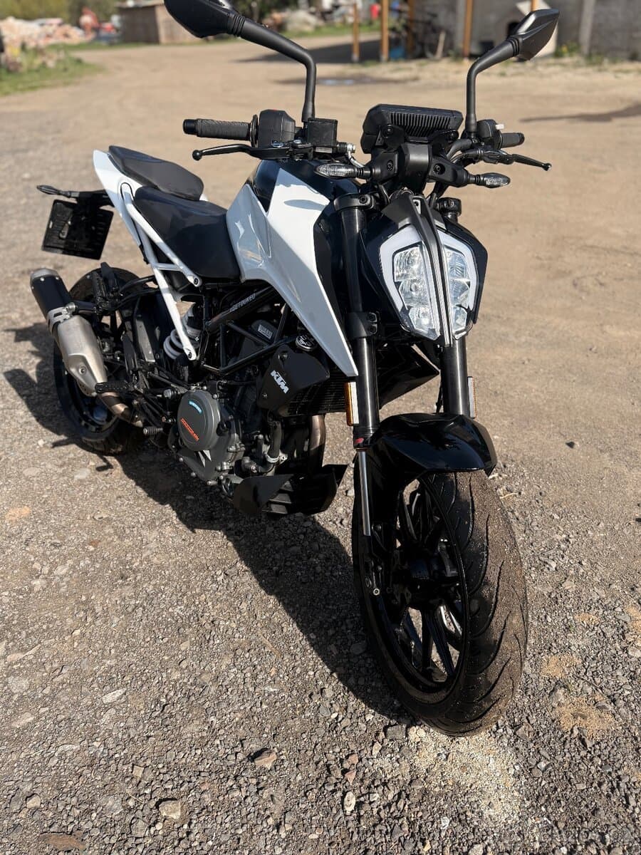2022 KTM KTM 390 Duke - 11 900 km - Fotka 1