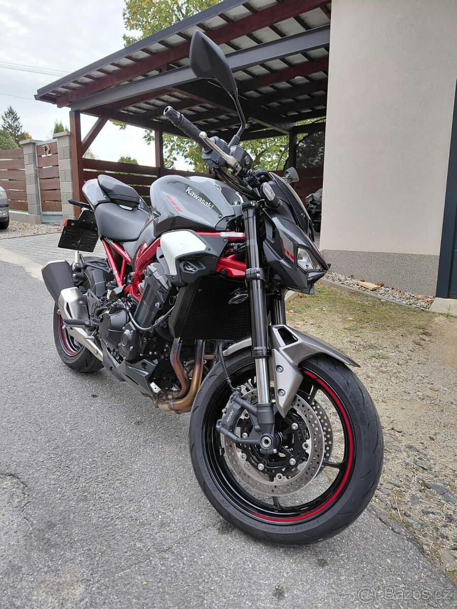 2025 Kawasaki Kawasaki Z900 - 4 900 km - Fotka 1