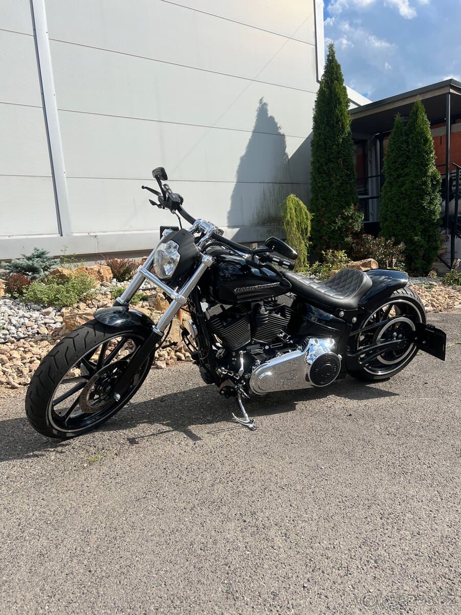 2016 Harley-Davidson Breakout - 18 000 km - Fotka 1