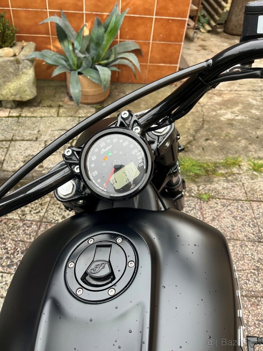 2023 Indian Scout - 7 700 km - Fotka 1