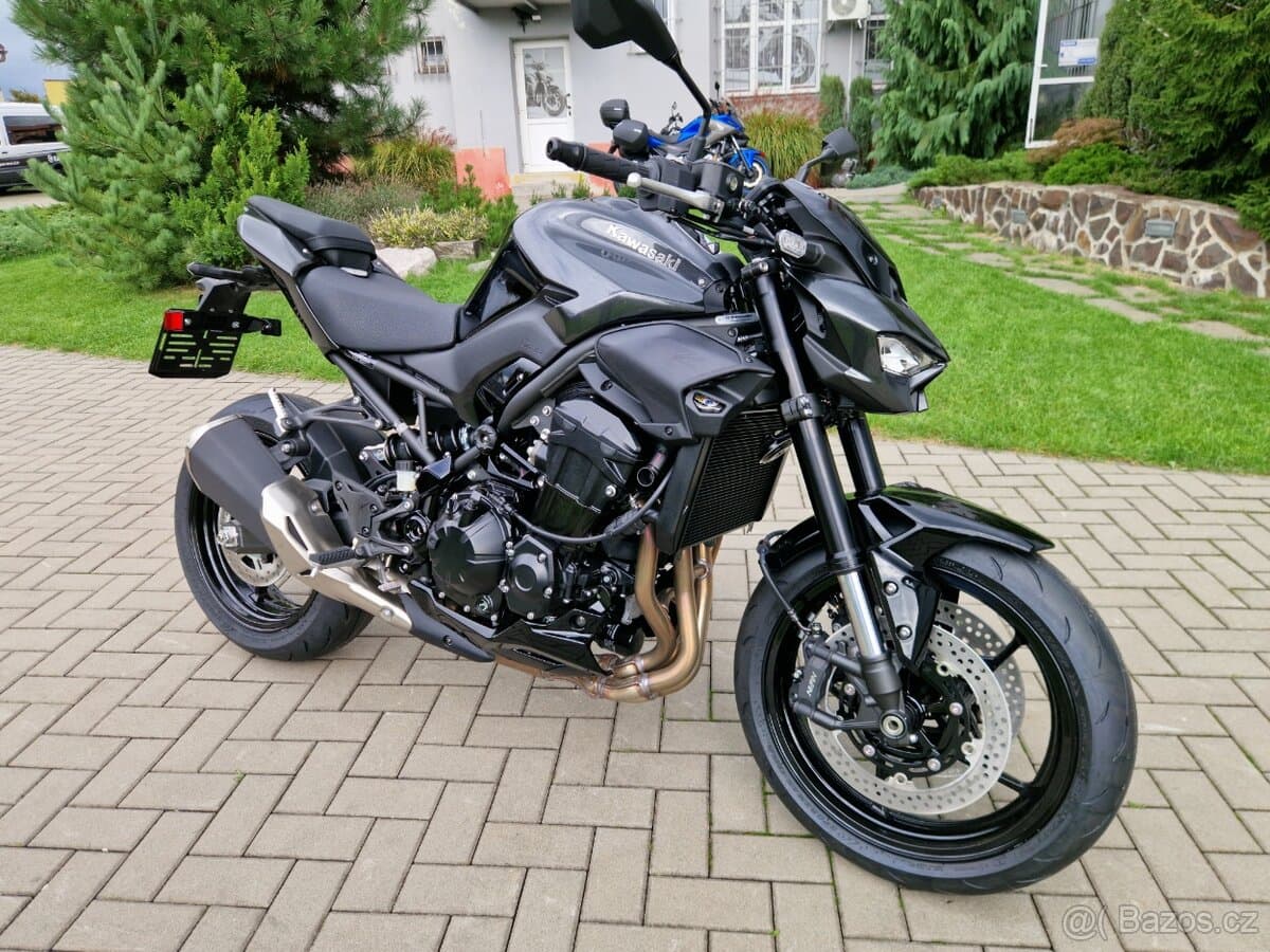 2027 Kawasaki Kawasaki Z900 - 6 380 km - Fotka 1
