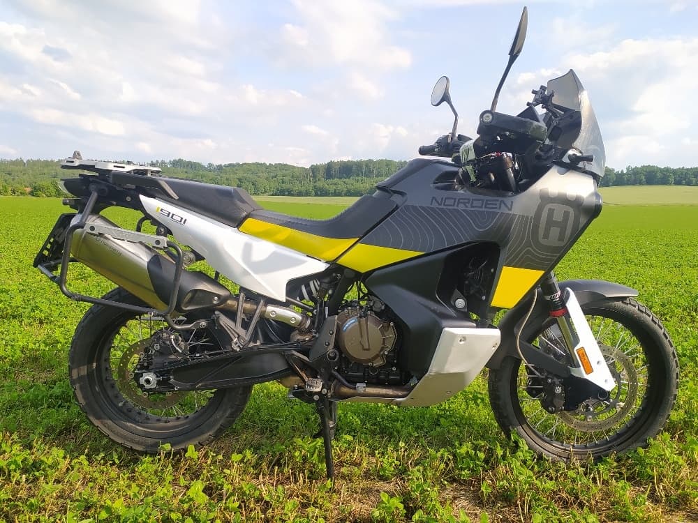 2022 Husqvarna Husqvarna Norden 901 - 36 000 km - Fotka 1