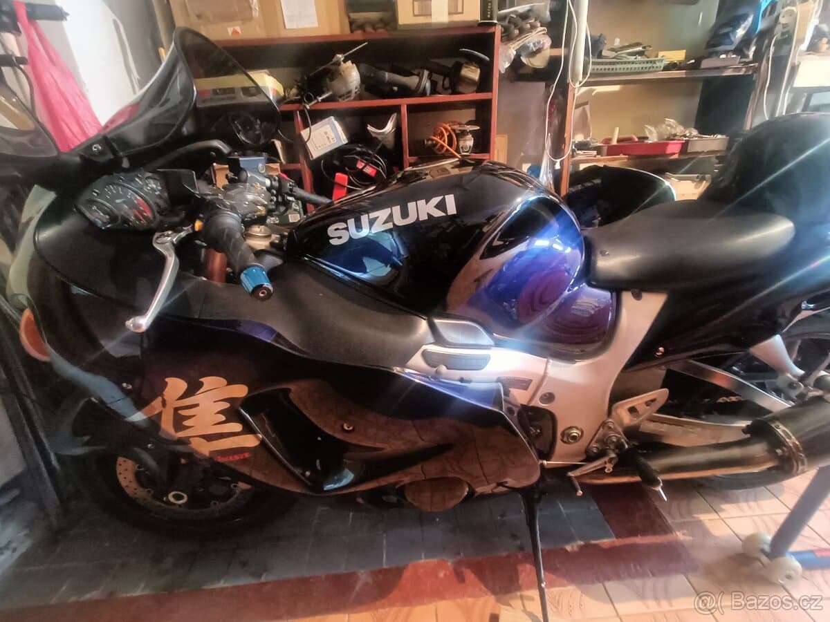2004 Suzuki Suzuki Hayabusa - 49 000 km - Fotka 1