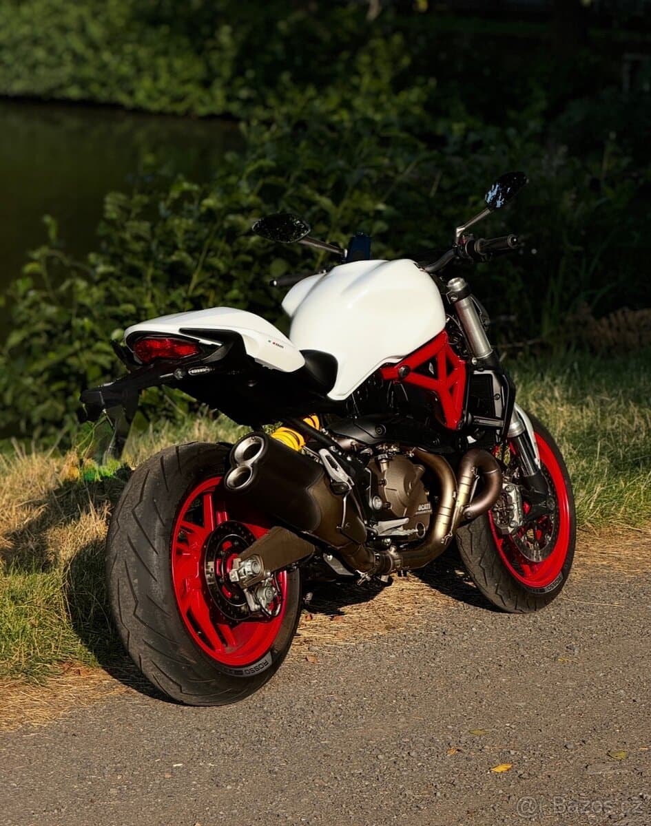 2015 Ducati Ducati Monster - 13 000 km - Fotka 1