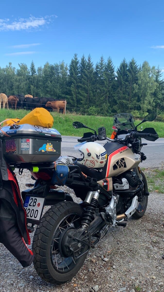 2021 Moto Guzzi Moto Guzzi V85 TT - 24 000 km - Fotka 1