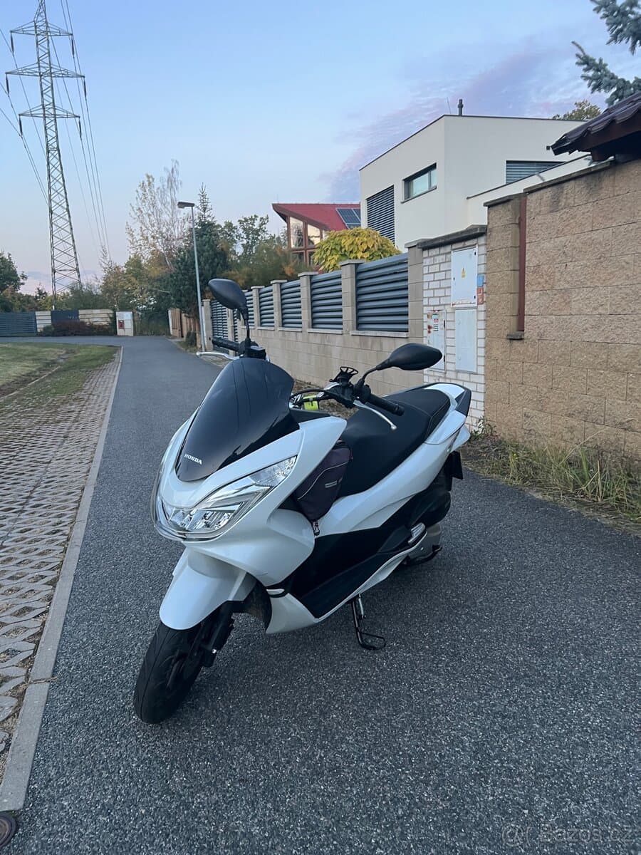 2014 Honda Honda PCX 125 - 8 730 km - Fotka 1