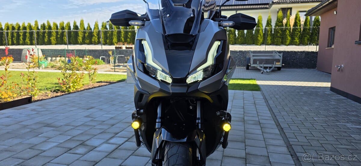 2025 Honda Honda ADV 350 - 12 000 km - Fotka 1