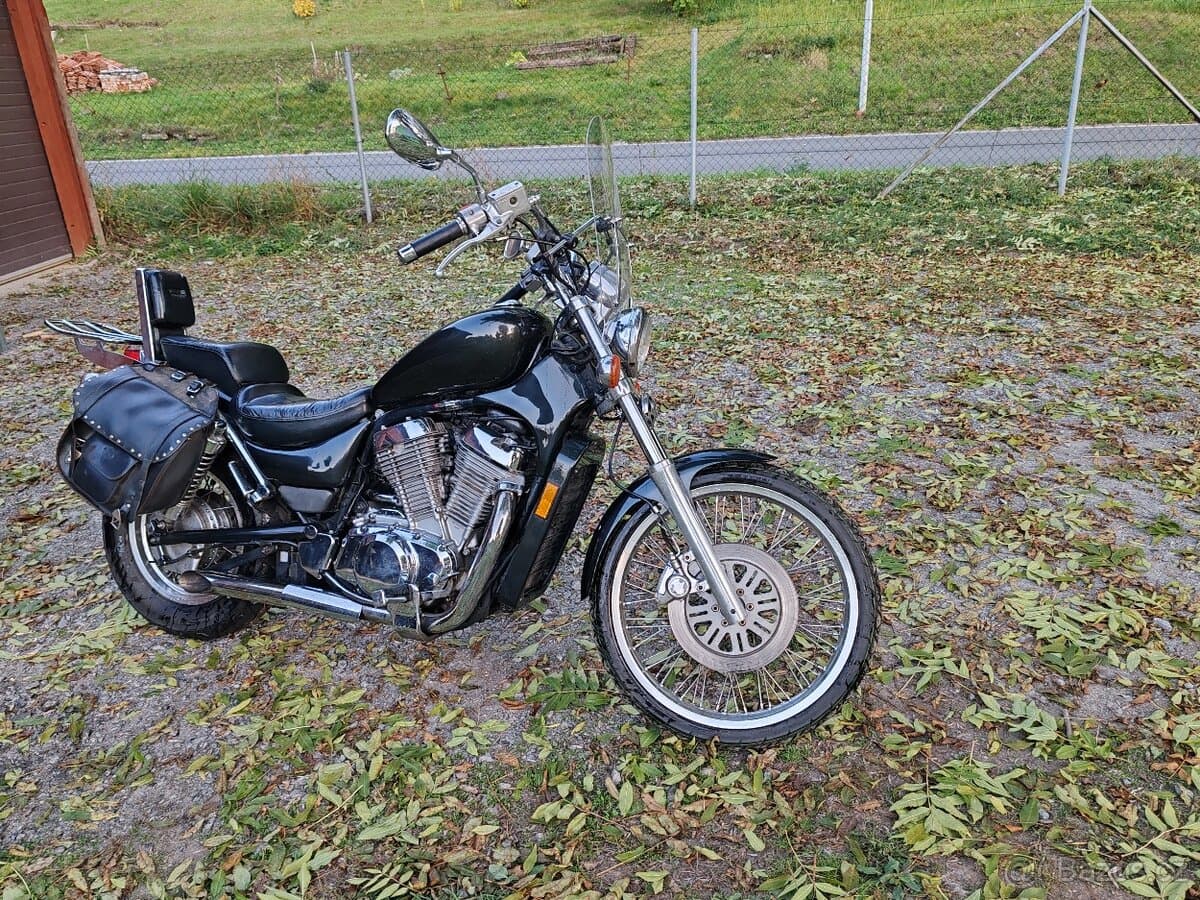 1993 Suzuki Intruder - 75 000 km - Fotka 1