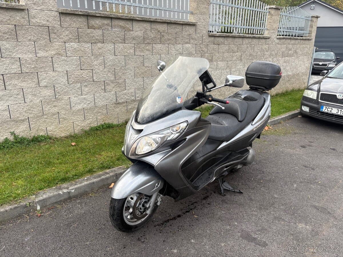 2007 Suzuki Burgman 125/200/400/650 - 43 400 km - Fotka 1