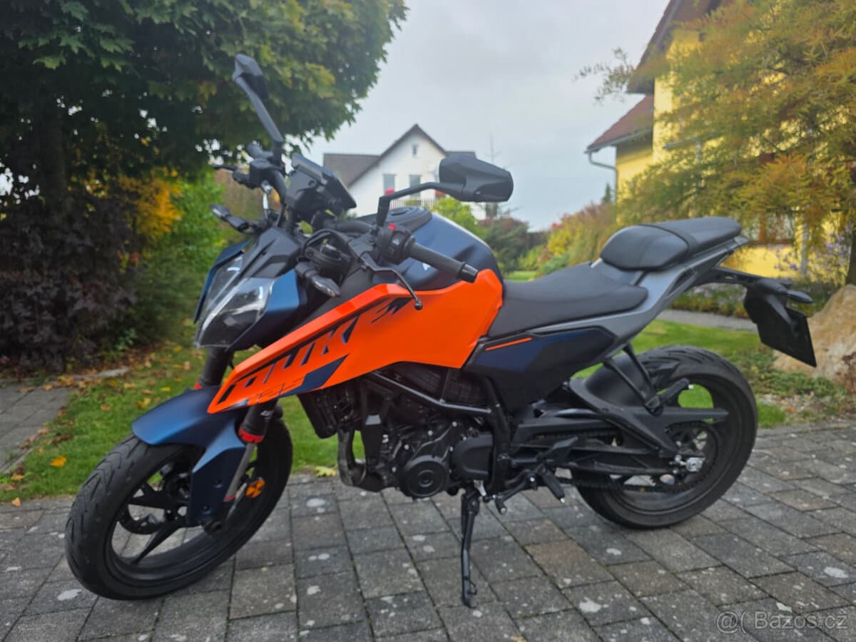 2025 KTM KTM 125 Duke - 3 005 km - Fotka 1