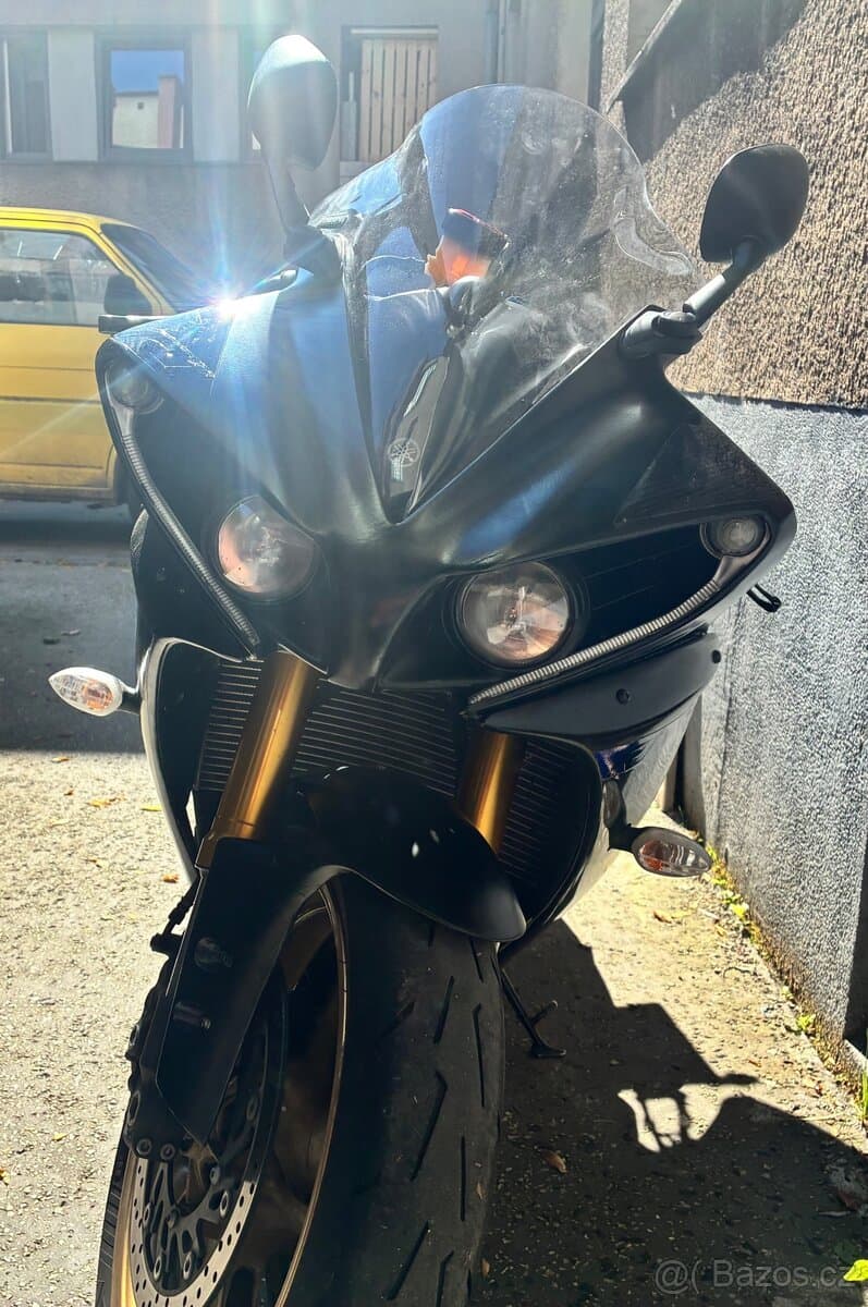 2012 Yamaha Yamaha YZF-R1 - 1 800 km - Fotka 1