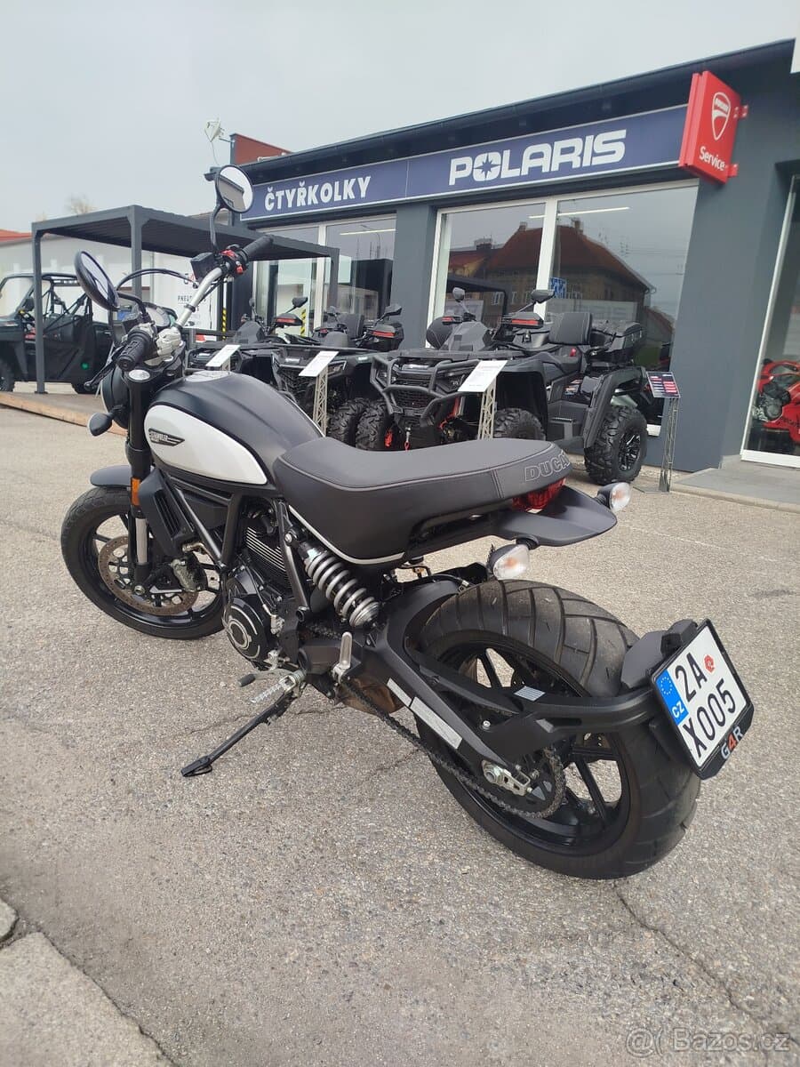 2022 Ducati Ducati Scrambler - 9 844 km - Fotka 1