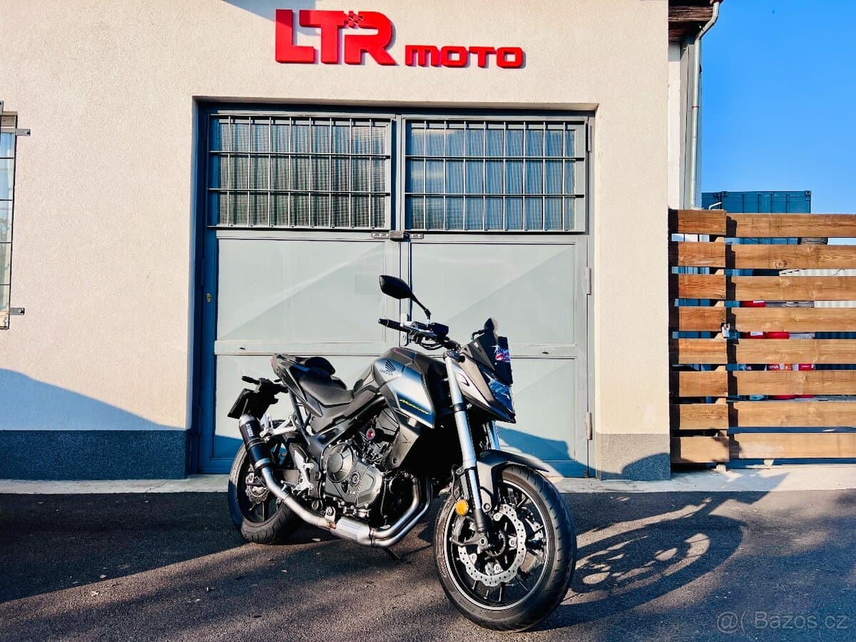 2023 Honda Honda CB 750 Hornet - 29 000 km - Fotka 1