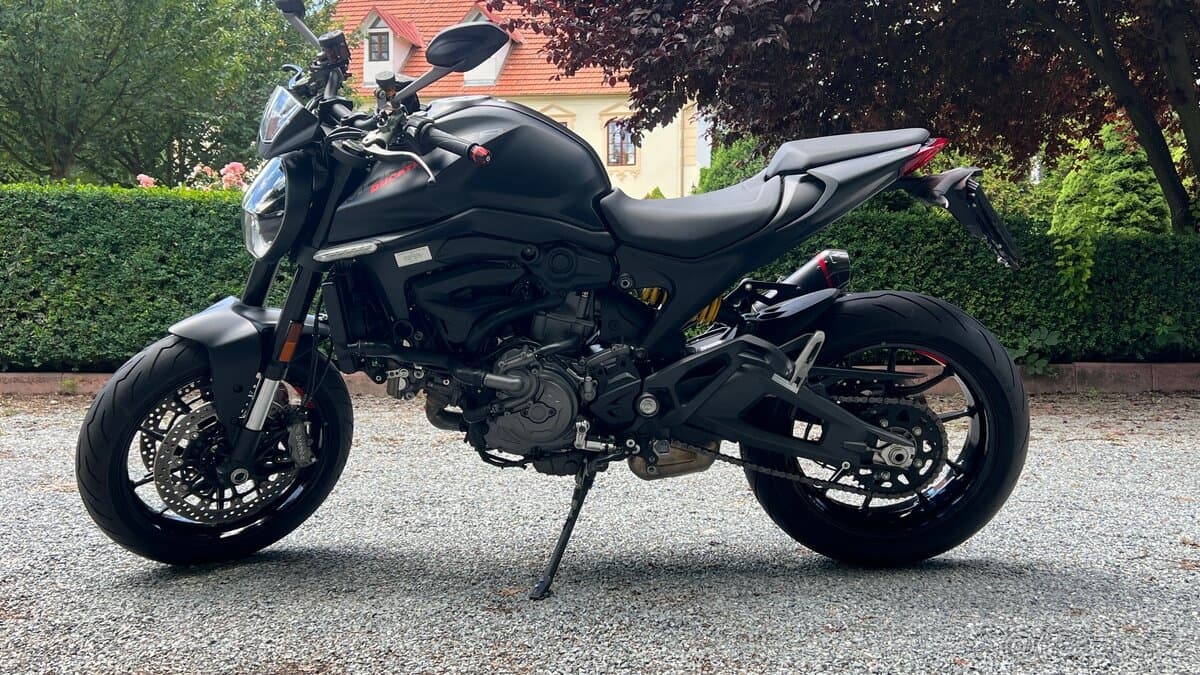 2023 Ducati Ducati Monster - 4 305 km - Fotka 1