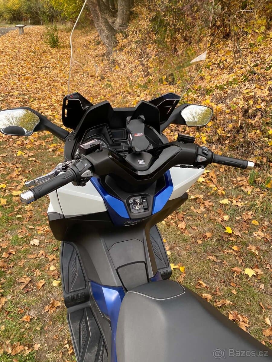 2016 Honda Honda Forza 125 - 65 000 km - Fotka 1