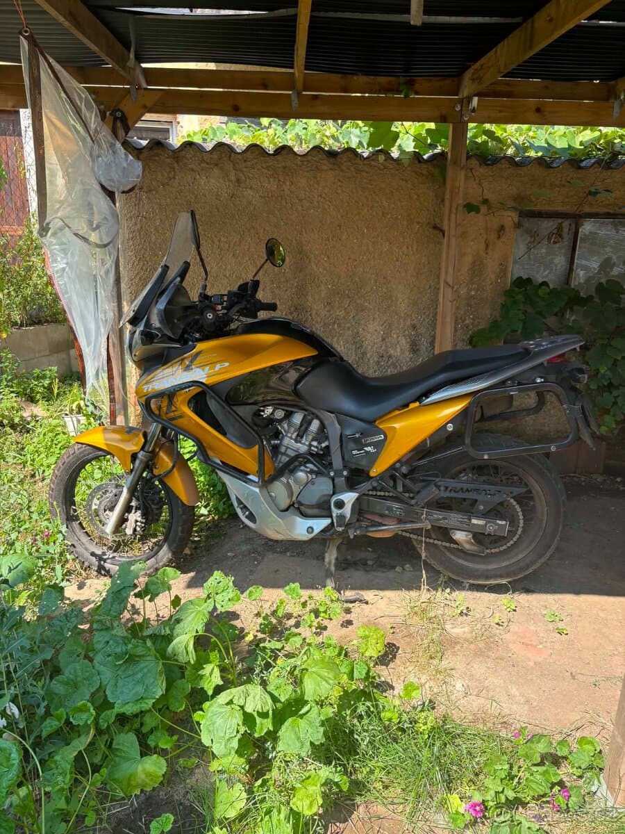 2008 Honda Honda XL 700 V Transalp - 77 000 km - Fotka 1