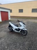 2019 Cagiva PCX125 - 17 000 km - Náhled 11