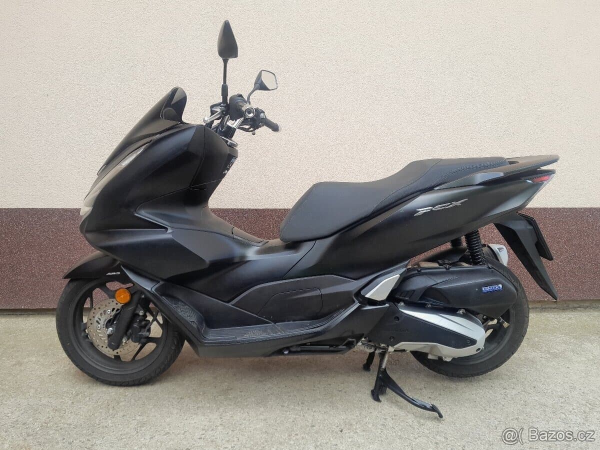 2022 Honda Honda PCX 125 - 9 200 km - Fotka 1