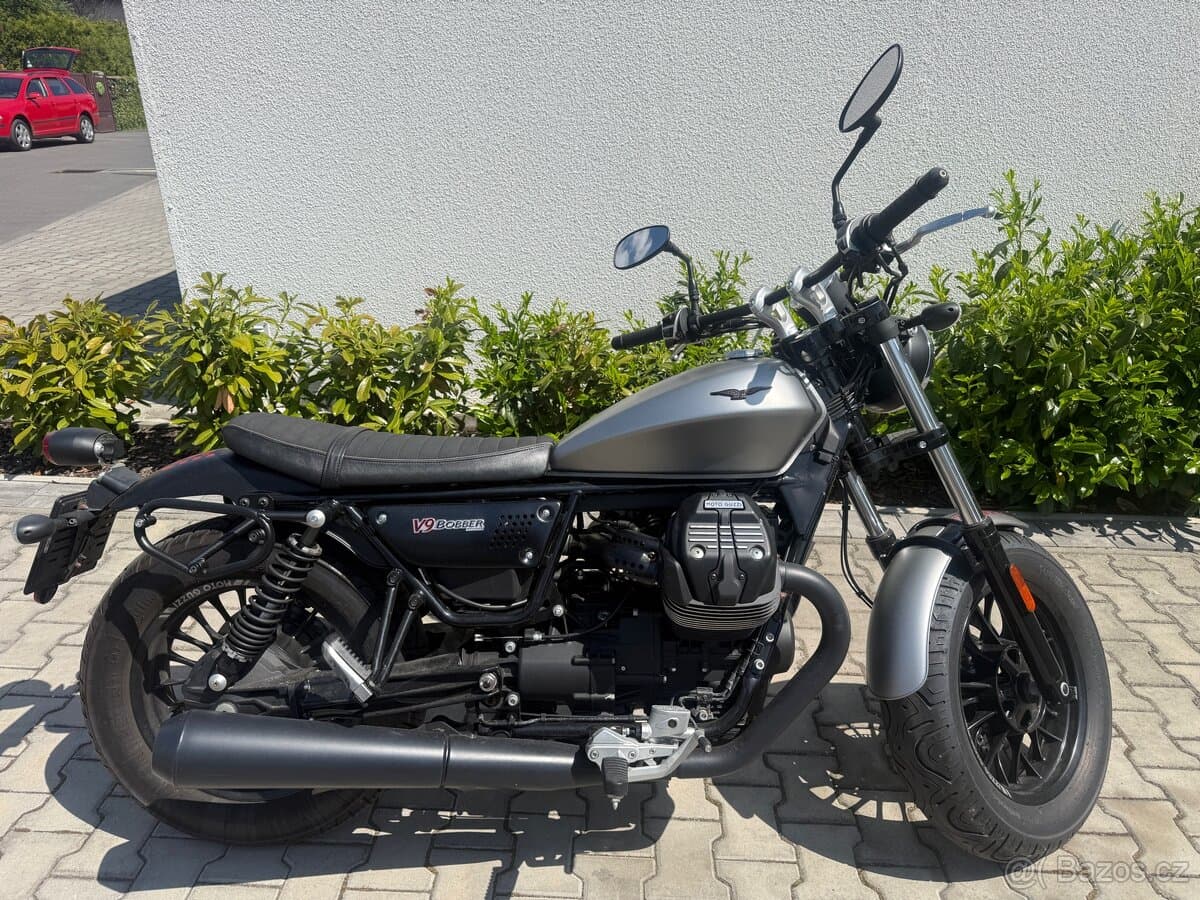 2017 Moto Guzzi Moto Guzzi V9 - 7 000 km - Fotka 1
