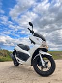 2012 Honda Honda PCX 125 - 1 900 km - Náhled 1