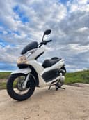 2012 Honda Honda PCX 125 - 1 900 km - Náhled 3