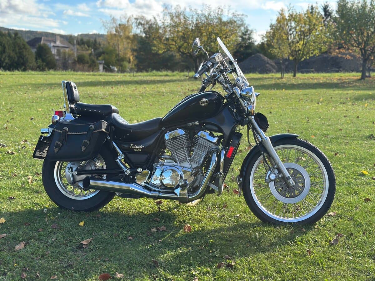 1995 Suzuki Intruder - 42 372 km - Fotka 1