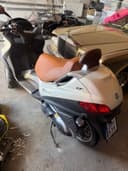 2010 Piaggio Piaggio MP3 - 10 957 km - Náhled 4