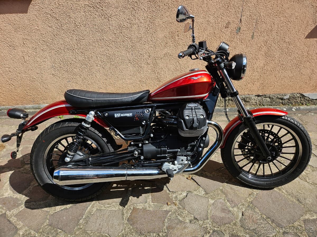 2016 Moto Guzzi Moto Guzzi V9 - 14 400 km - Fotka 1