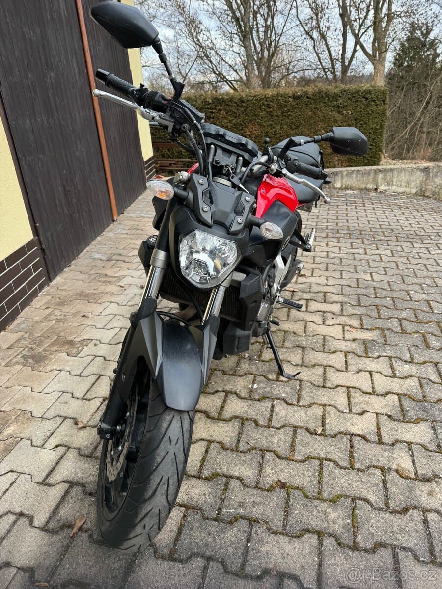 2014 Yamaha Yamaha MT-07 - 21 614 km - Fotka 1