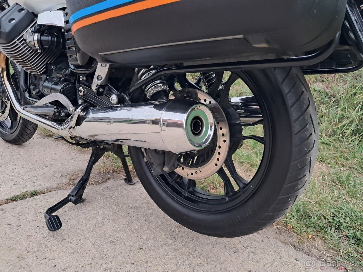 2014 Moto Guzzi Moto Guzzi V7 - 20 600 km - Fotka 1